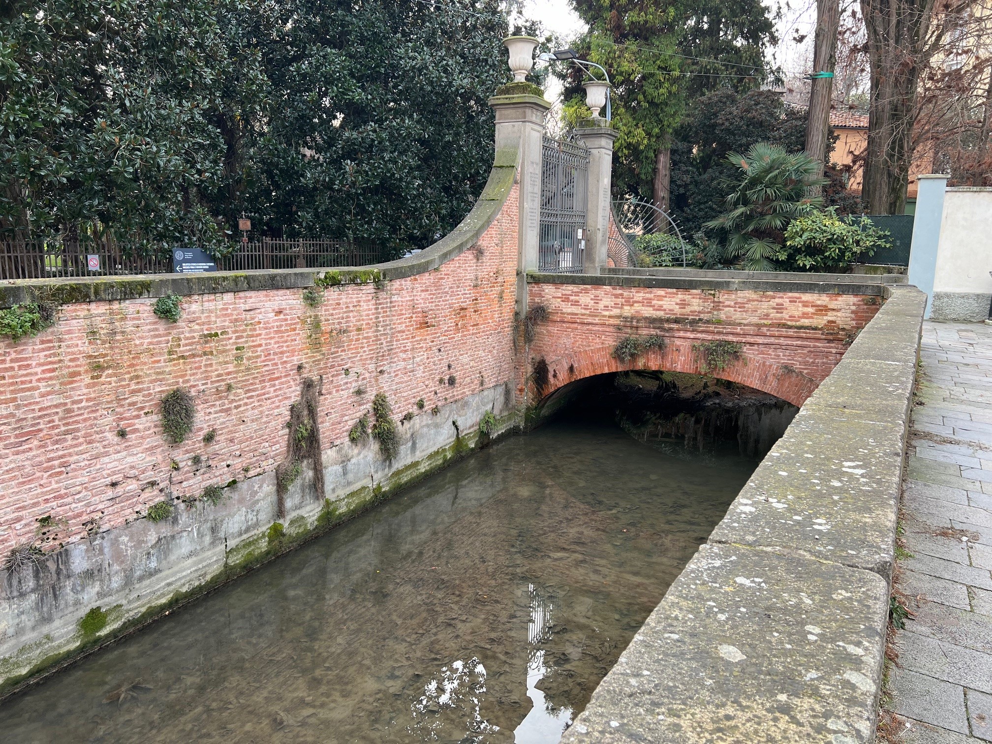 Canale Alicorno: al via l’intervento di riqualificazione del tratto adiacente l’Orto Botanico